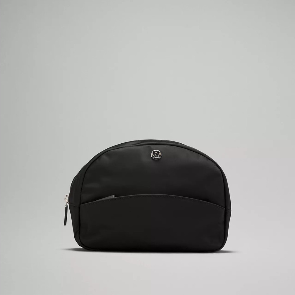 Lululemon Go Getter Pouch in Black